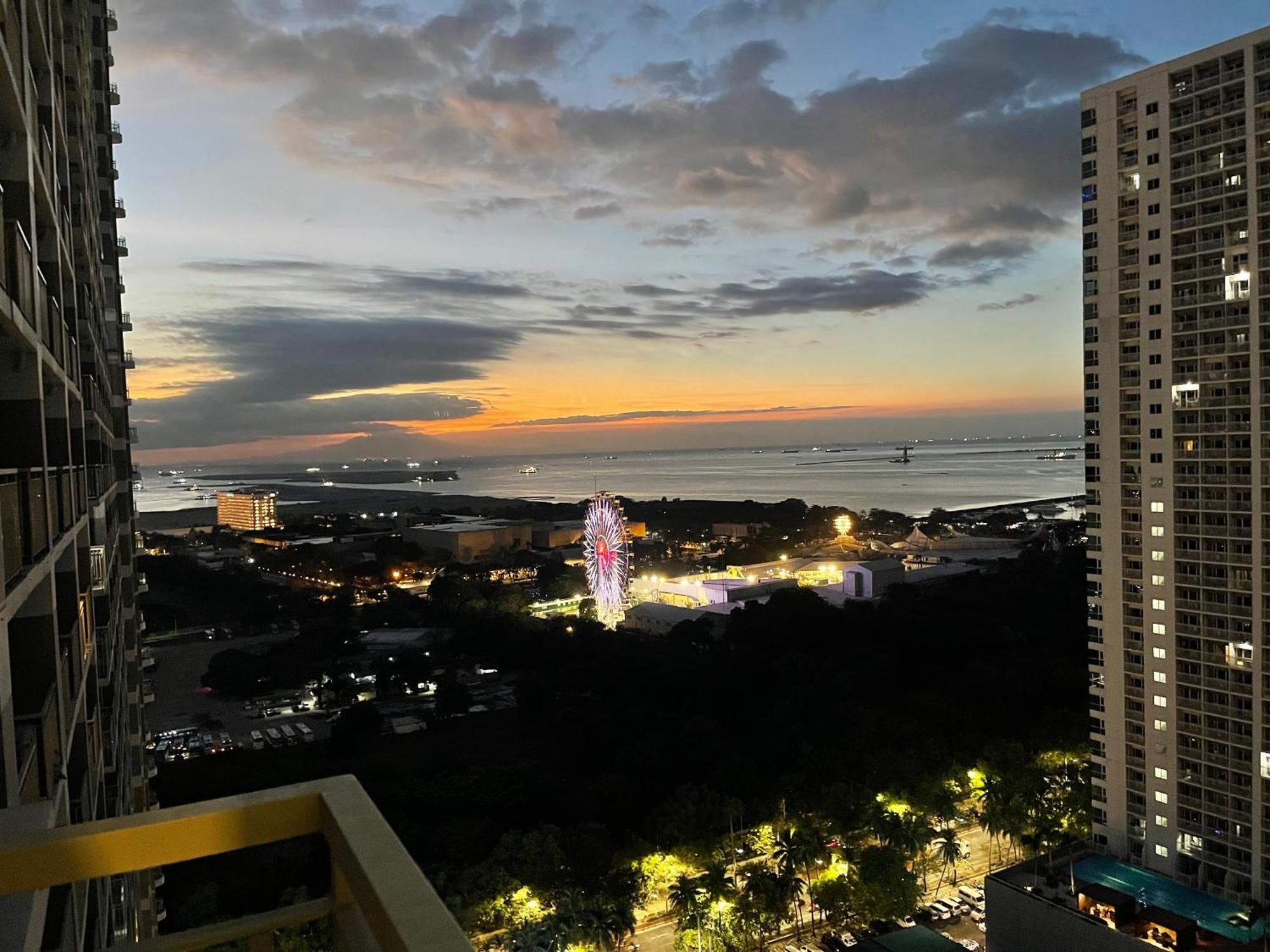 Smdc Coast Residences Pasay Exteriör bild